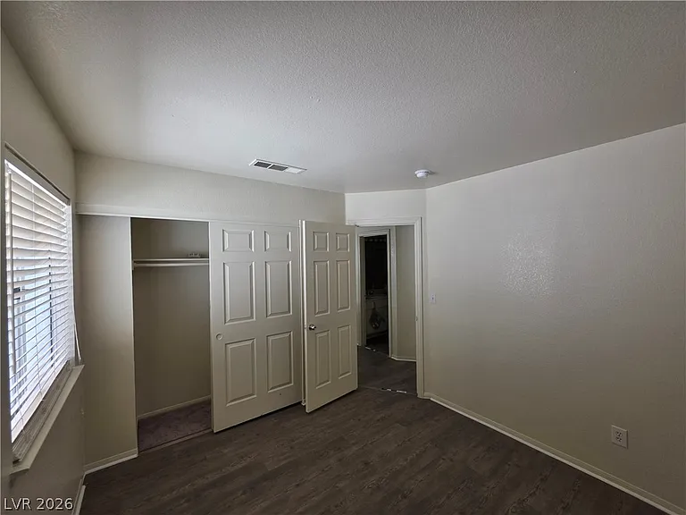 8008 Dover Shores Ave — Photo 21