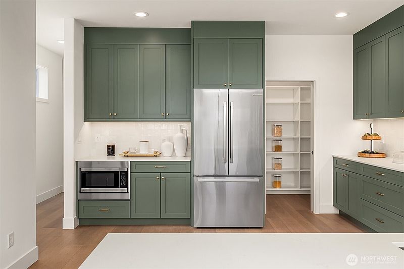 5th image of 3442 13th Avenue W #A