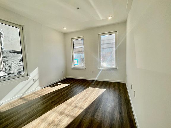5th image of 1616 N 54th St #3