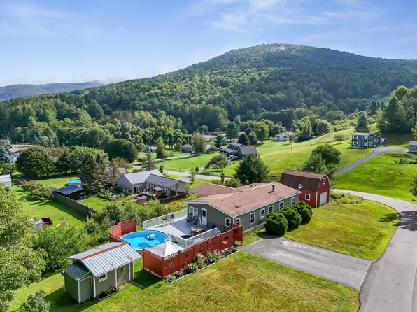 351 Dickinson Drive, Northfield, VT 05663