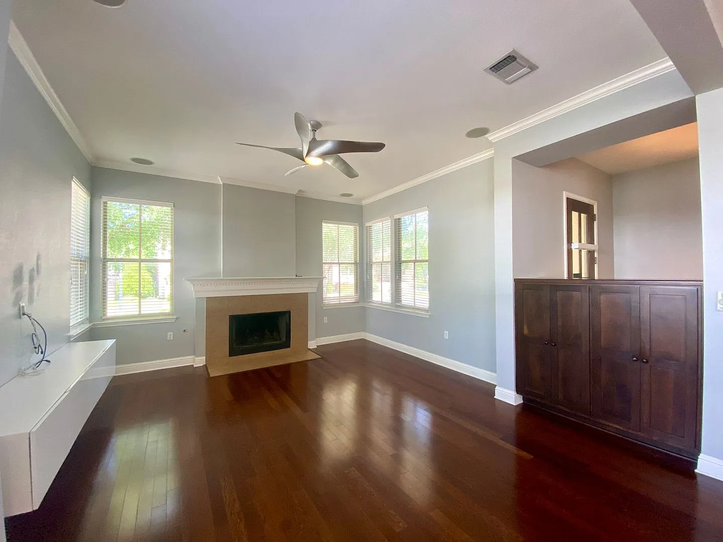 Large Home in Mueller! Available for October! — Photo 4