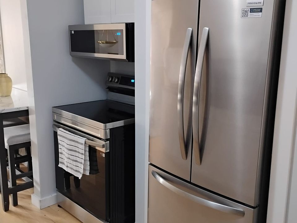 Stainless Steel Kitchen Appliances
