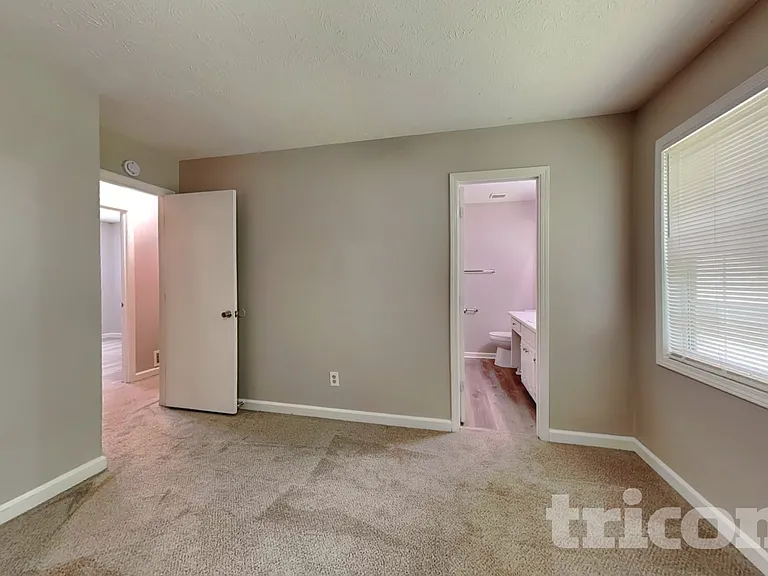 3626 Whitfield Way — Photo 7