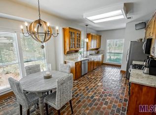 1134 Chariot Dr, Baton Rouge, LA 70816