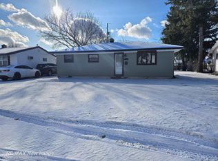 2822 Kensington Dr, Saginaw, MI 48601