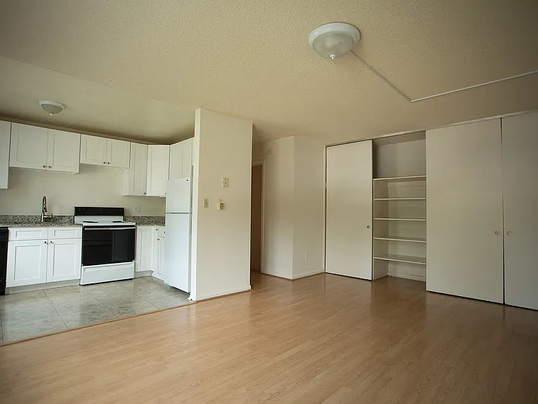 3220 Madison Ave — Photo 45