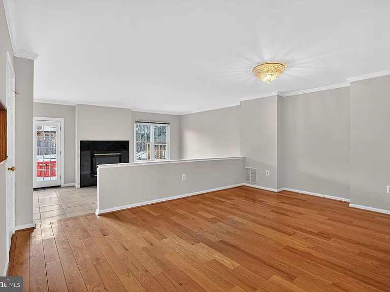 8408 Millwood Dr — Photo 3