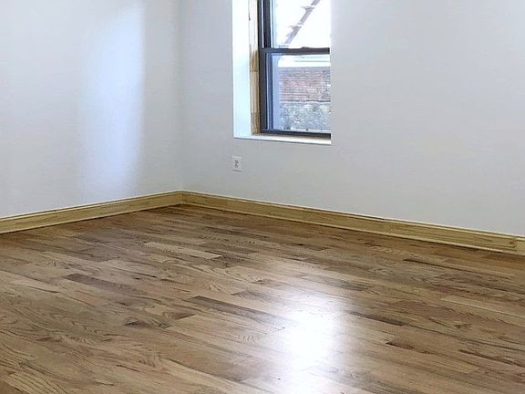 2nd image of 511 W 167th St #2E