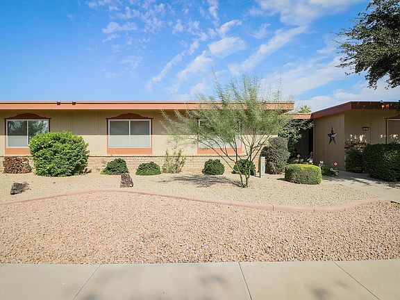 2nd image of 10876 W Emerald Dr