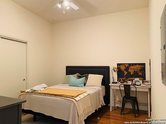5th image of 1401 S Flores St APT 310