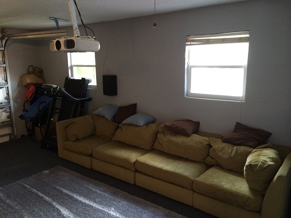 1st image of 301 NW 93rd Ave