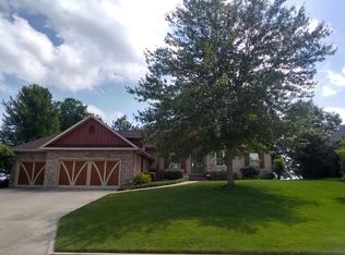 2974 W Oakhaven Ln, Springfield, MO 65810