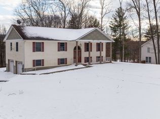 24 Cole Haven Ter W, Montague, NJ 07827