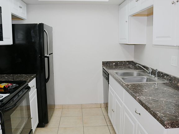2nd image of 3119 W Cochise Dr Unit 130