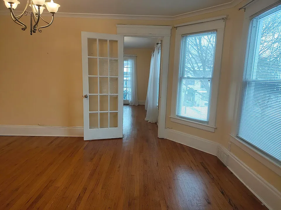 Looking From Dining Room To Livingroom.