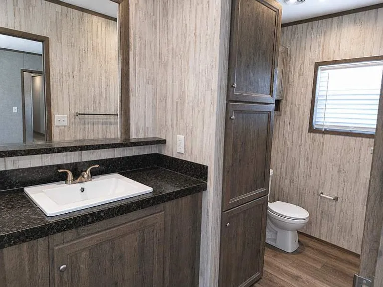 220 Robin Ann Ave — Photo 7
