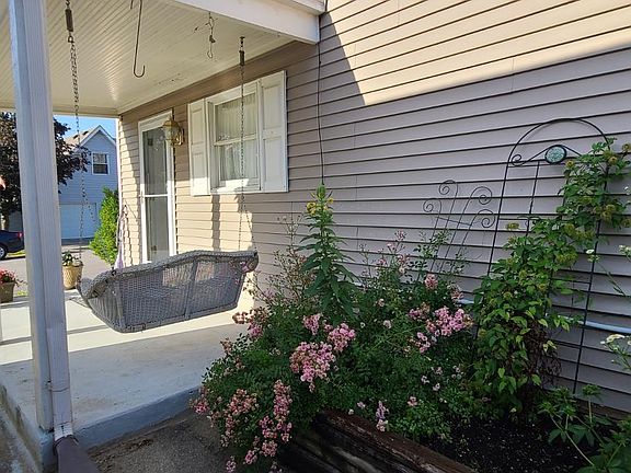 4th image of 22184 Water St Lot 37
