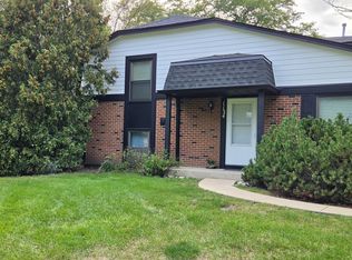 1134 Inverrary Ln, Deerfield, IL 60015