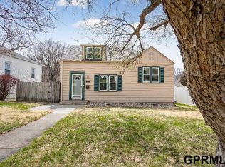 4627 Center St, Omaha, NE 68106