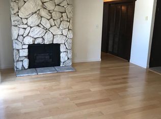 1209 Oak Grove Ave APT 202, Burlingame, CA 94010