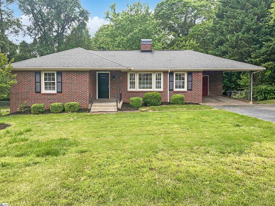1st image of 104 Thornwood Dr