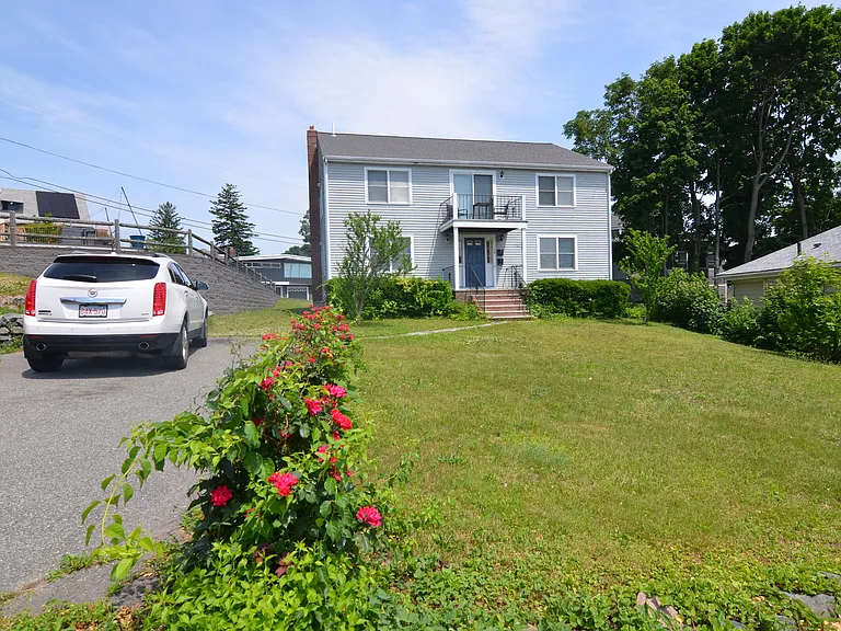 146 Huckins Ave #1 — Photo 17