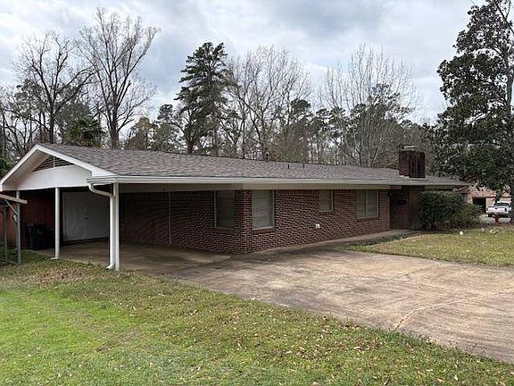 2nd image of 910 Ponder St #27