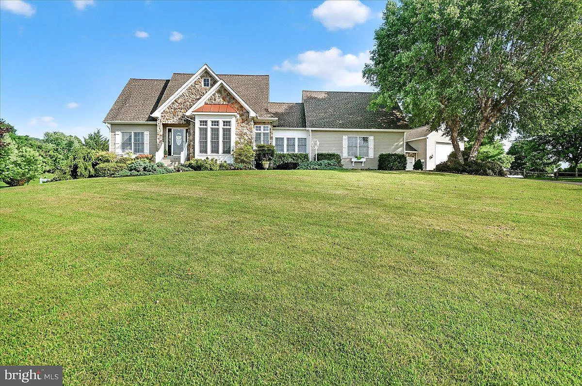3117 Valley View Ct photo 1