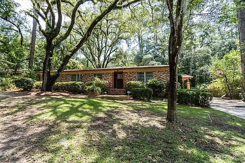 2103 Evergreen Dr Photo 1