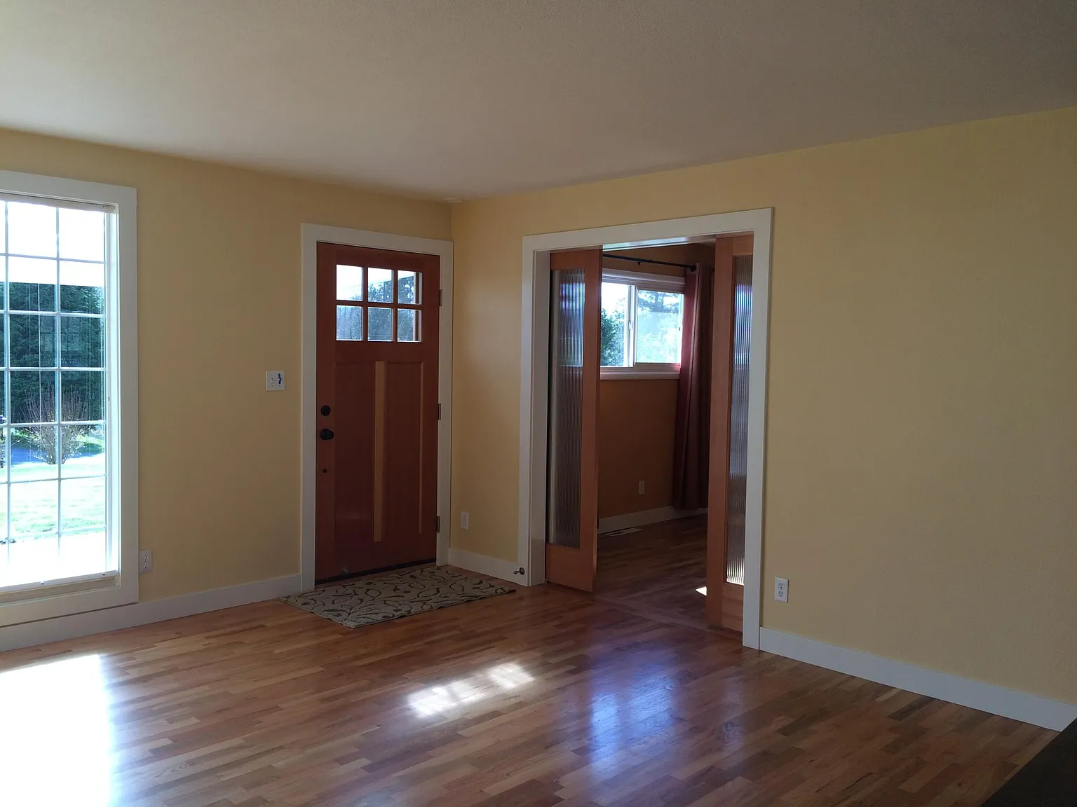 1366 Country Ln — Photo 4