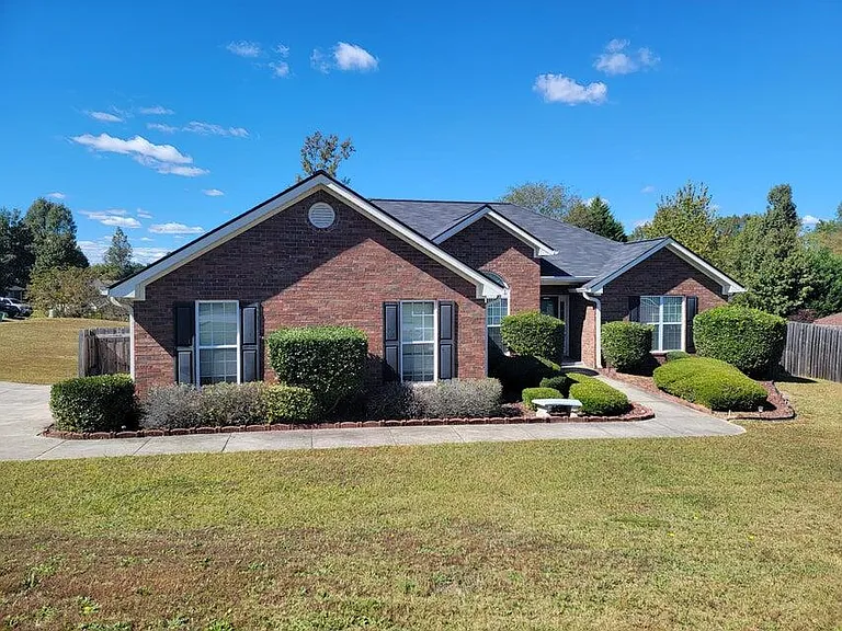 1500 Cedar Hill Trl — Photo 2