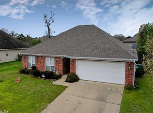 2305 Pleasant Forest Dr, Benton, AR 72015