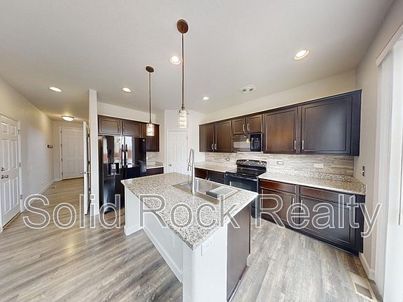 3rd image of 9870 Beryl Dr