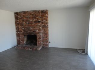 21762 Brookhurst St APT C, Huntington Beach, CA 92646