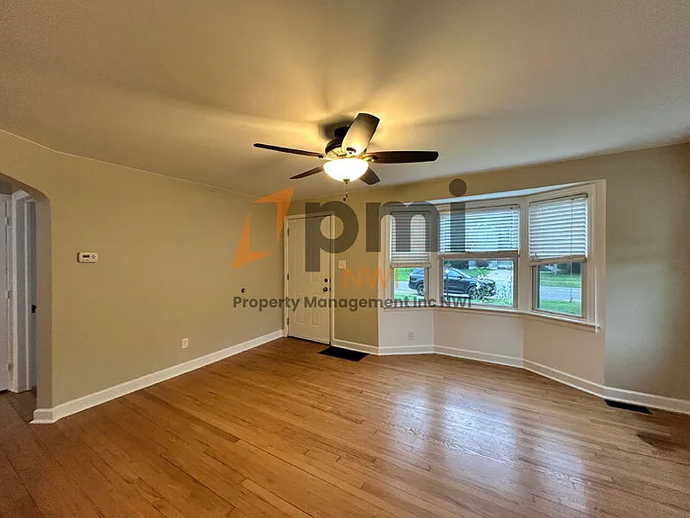 1110 Lafayette St — Photo 3