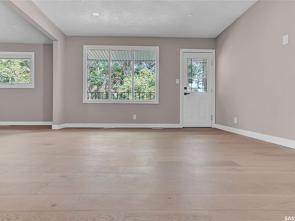 3rd image of 1426 SOUTHAM STREET