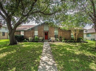 2238 Big Bend Dr, Carrollton, TX 75007