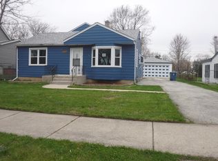 7008 W 95th Pl, Oak Lawn, IL