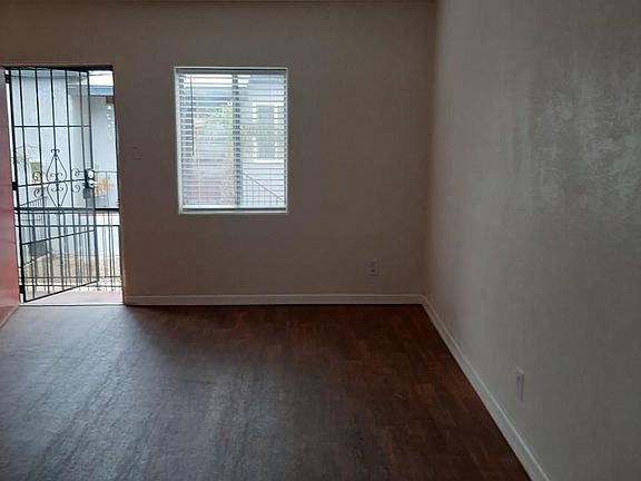 3rd image of 550 60th St