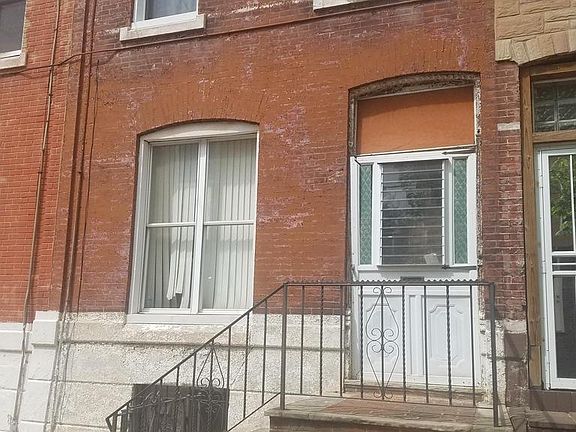 5th image of 2511 W Oxford St