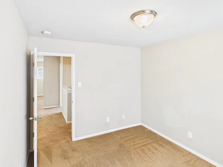 17143 Deaton Mill Dr — Photo 27