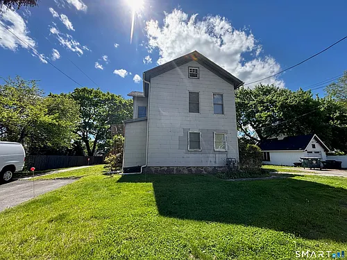 5 Taylor Ave Photo 1