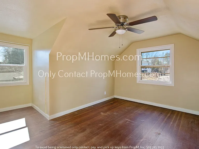 5127 SE Tibbetts St — Photo 11