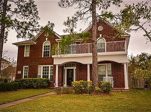 2nd image of 2647 Lakeside Village Dr