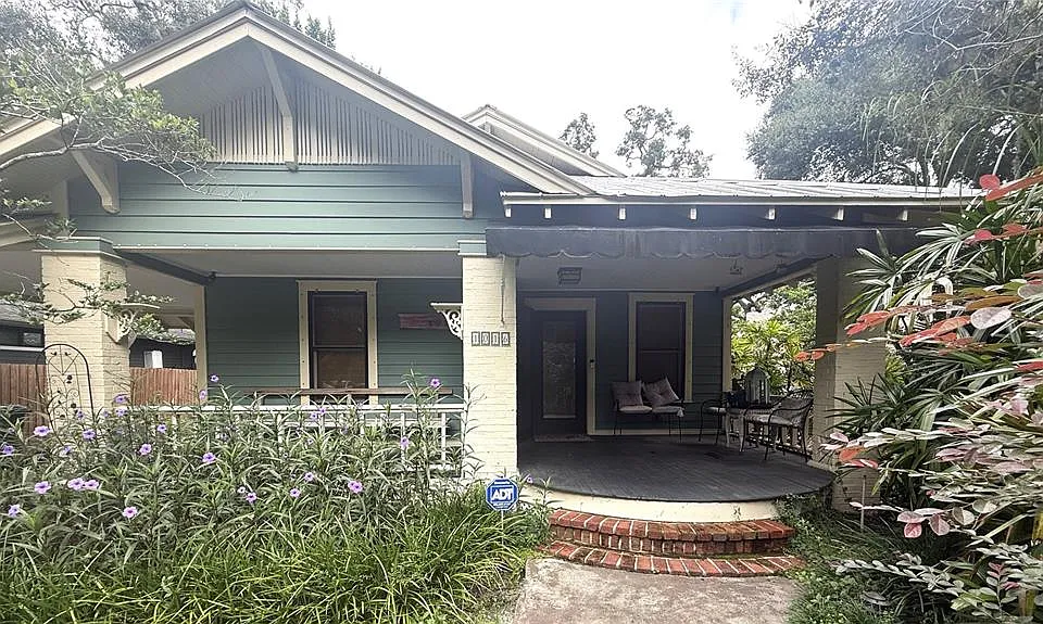 1016 E Powhatan Ave