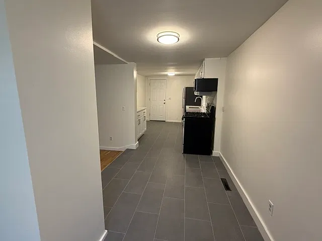 151 S Main St — Photo 4