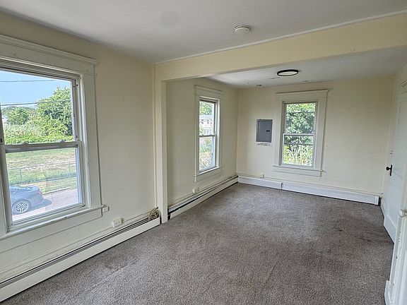 2nd image of 25 Auburn Ave #0