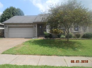 8435 Fox Hollow Rd, Evansville, IN 47725