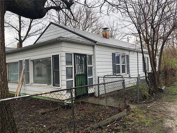 2nd image of 5235 W Caven St