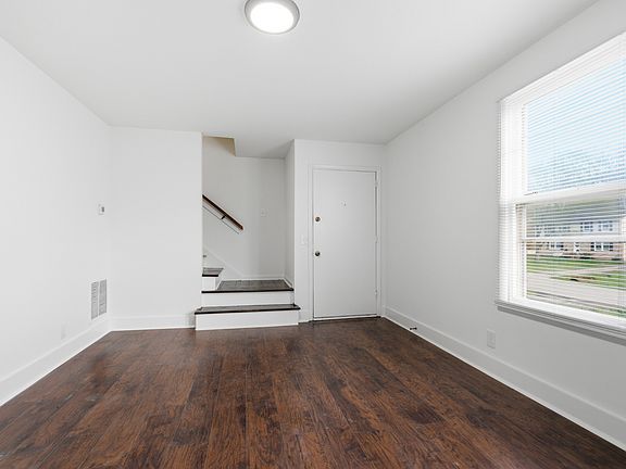 2nd image of 731 McPherson Dr
